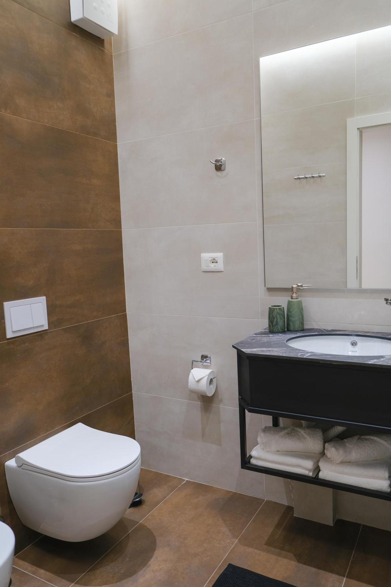 Lindi's 4/7 Apartamento Tirana